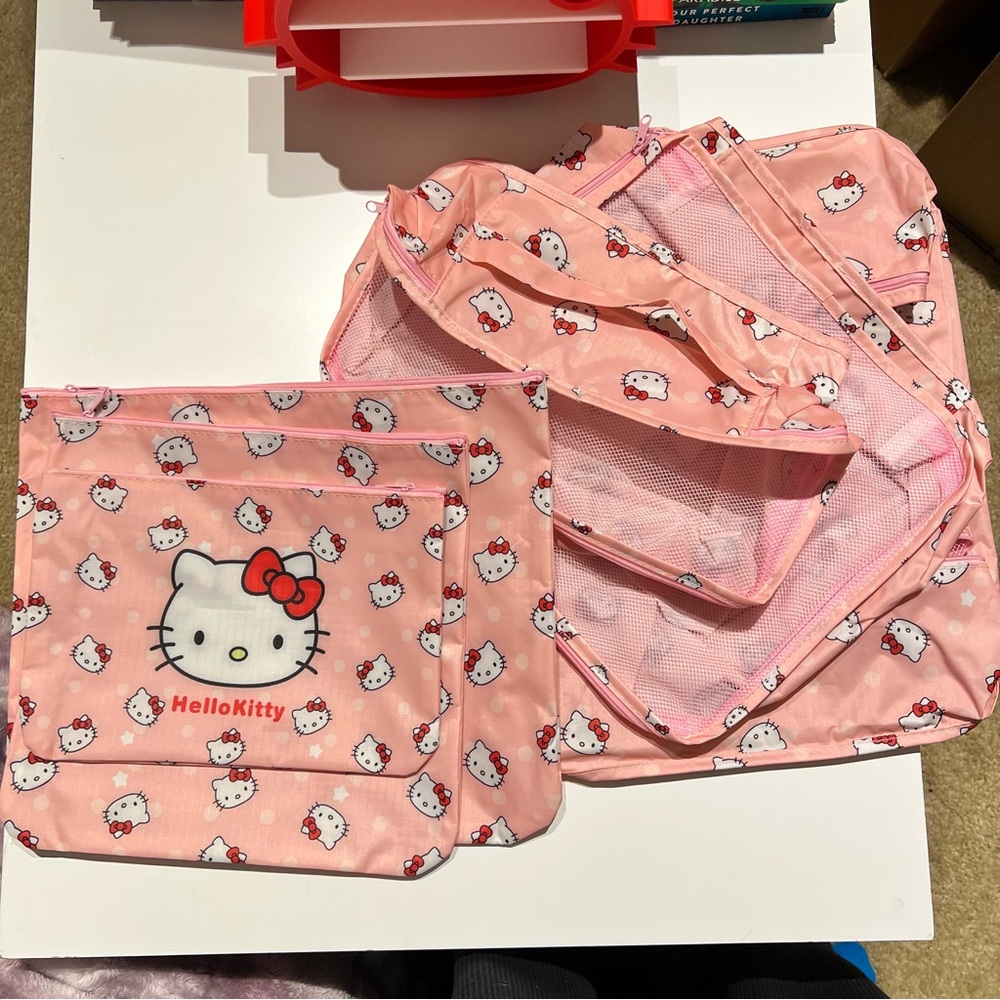 New Unused Pink Hello Kitty travel storage Bag Set 6pc